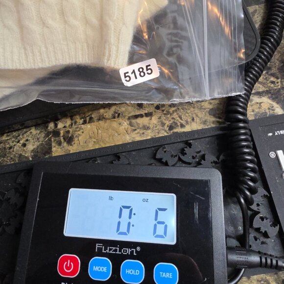 Ann Taylor Sweater Size Small Yellow V-Neck 3D Cable Knit Y2K Soft Girl Cashmere - Picture 10 of 10